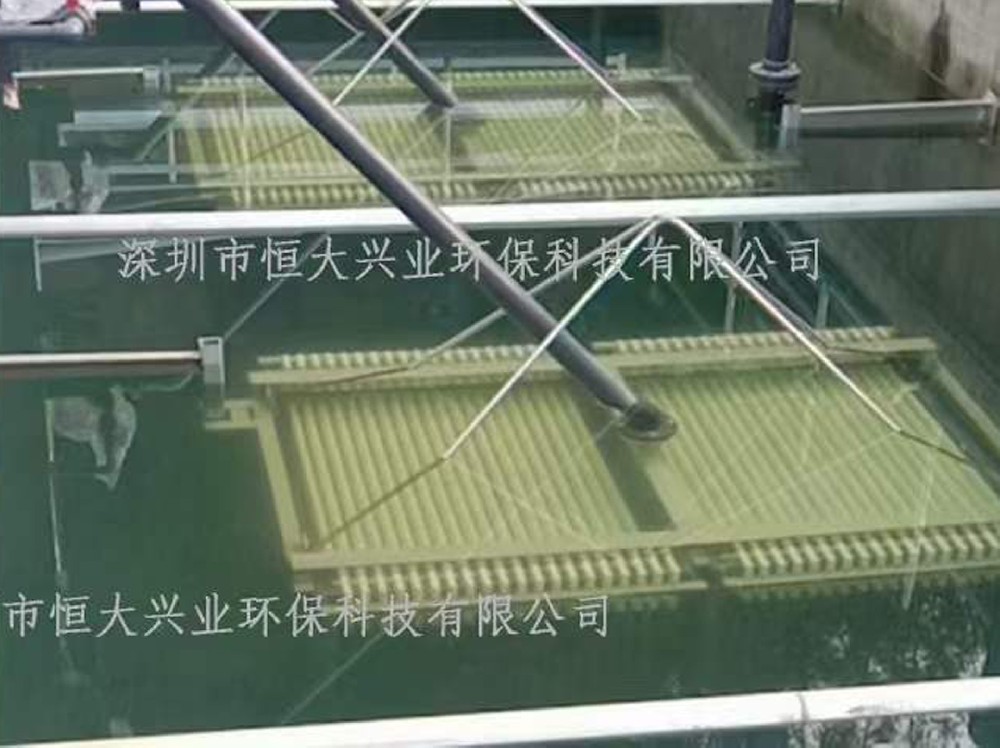 氟鹽工業(yè)污水使用MBR膜工藝時(shí)，膜絲上不結(jié)晶么?